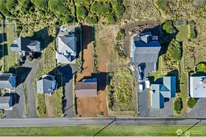 1075 Ocean Shores Boulevard SW, Ocean Shores, WA 98569 - Photo 3