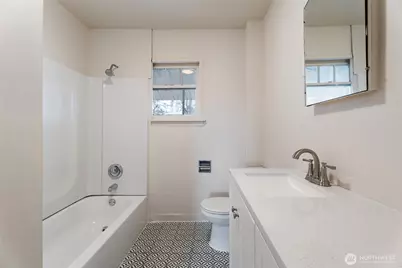 70 NE Rose Street, College Place, WA 99324 - Photo 9