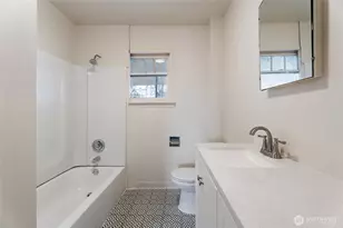 70 NE Rose St, College Place, WA 99324 - Photo 9
