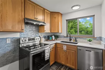 11818 193rd Avenue E, Bonney Lake, WA 98391 - Photo 11