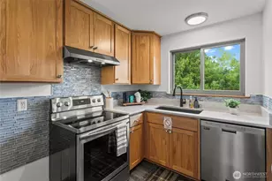 11818 193rd Ave E, Bonney Lake, WA 98391 - Photo 11