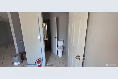 5105 SW Solberg Dr #A, Tacoma, WA 98499 - Photo 5