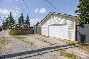 227 S Macleod Ave, Arlington, WA 98223 - Photo 39