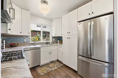 227 S Macleod Avenue, Arlington, WA 98223 - Photo 13