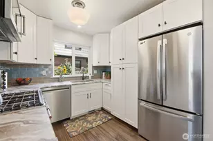 227 S Macleod Ave, Arlington, WA 98223 - Photo 13