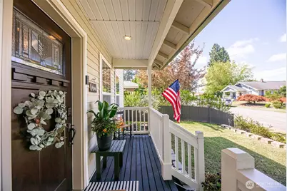 227 S Macleod Avenue, Arlington, WA 98223 - Photo 5