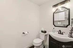 227 S Macleod Ave, Arlington, WA 98223 - Photo 17