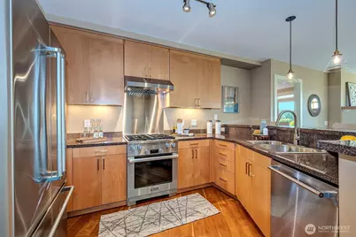 61 Pine Street #105, Edmonds, WA 98020 - Photo 5