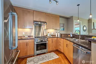 61 Pine St, Edmonds, WA 98020 - Photo 5