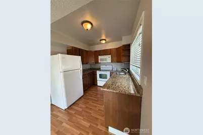 12717 171st Lane NE #O, Woodinville, WA 98072 - Photo 5