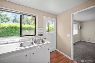 15205 Grant Ave SW, Lakewood, WA 98498 - Photo 9