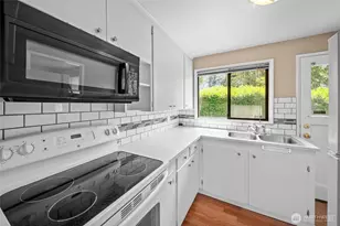 15205 Grant Ave SW, Lakewood, WA 98498 - Photo 7