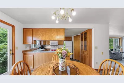 112 W 2nd Street #A, Everson, WA 98247 - Photo 11