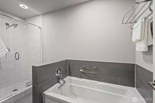 7639 SE 29th St, Mercer Island, WA 98040 - Photo 27