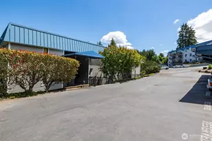 924 Shorewood Dr, Bremerton, WA 98312 - Photo 23