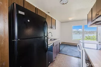 924 Shorewood Drive #C25, Bremerton, WA 98312 - Photo 9