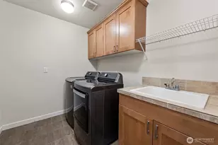452 233rd Pl SE, Sammamish, WA 98074 - Photo 27