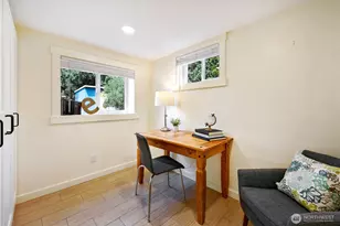 11527 39th Ave NE, Seattle, WA 98125 - Photo 25