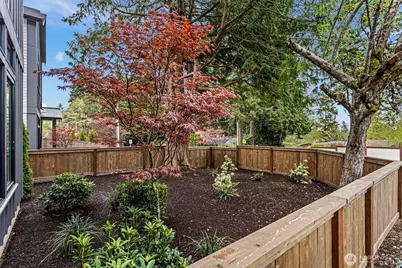 9315 132nd Avenue NE, Kirkland, WA 98033 - Photo 3