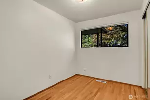 4030 139th Ave SE, Bellevue, WA 98006 - Photo 9