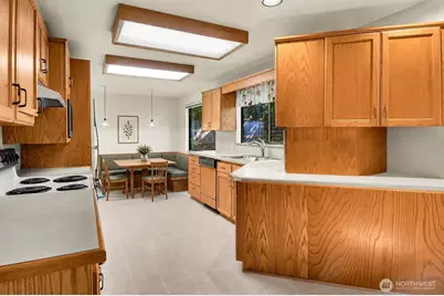 4030 139th Avenue SE, Bellevue, WA 98006 - Photo 5