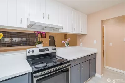 1500 Lake Park Drive SW #63, Tumwater, WA 98512 - Photo 9
