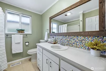 810 132nd Street S, Tacoma, WA 98444 - Photo 19