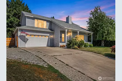 121 Manhattan Square, East Wenatchee, WA 98802 - Photo 1