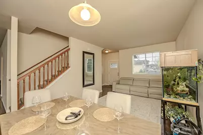 1737 Hillcrest Loop, Mount Vernon, WA 98274 - Photo 9
