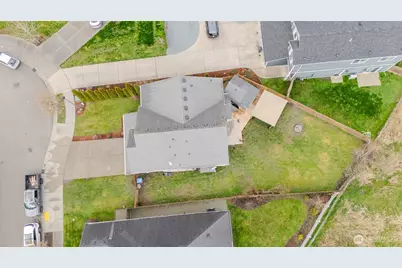 1737 Hillcrest Loop, Mount Vernon, WA 98274 - Photo 3