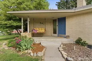 291 11th St NE, East Wenatchee, WA 98802 - Photo 3