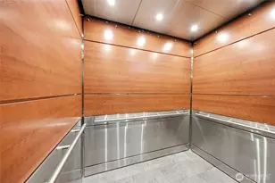 300 10th Ave, Seattle, WA 98122 - Photo 23