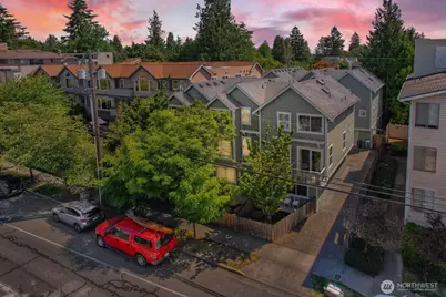 11212 Greenwood Avenue N #B, Seattle, WA 98133 - Photo 19