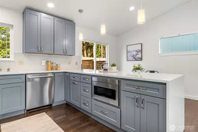5050 35th Avenue S, Seattle, WA 98118 - Photo 11