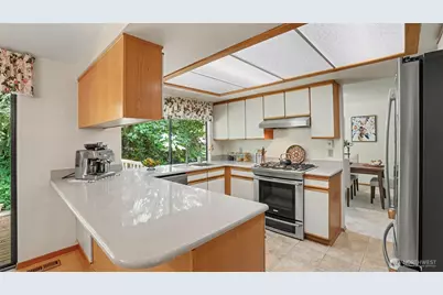 15822 SE 167th Place, Renton, WA 98058 - Photo 11