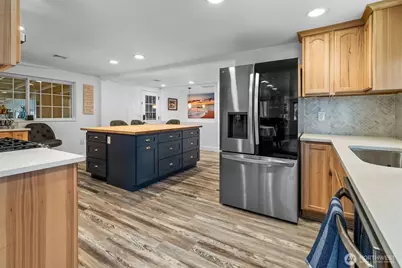 7045 Hawks Prairie Road NE, Olympia, WA 98516 - Photo 9