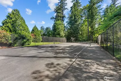 2120 248th Place SE, Sammamish, WA 98075 - Photo 37