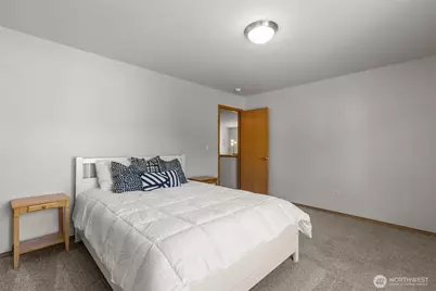 2120 248th Place SE, Sammamish, WA 98075 - Photo 27