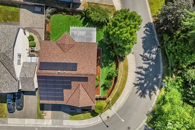 2120 248th Place SE, Sammamish, WA 98075 - Photo 35