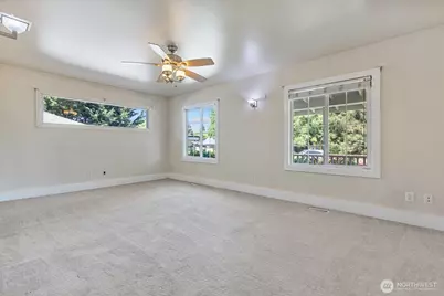 410 118th Street S, Tacoma, WA 98444 - Photo 7