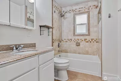 410 118th Street S, Tacoma, WA 98444 - Photo 17