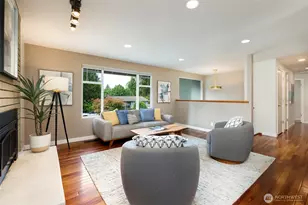 10152 NE 204th St, Bothell, WA 98011 - Photo 3