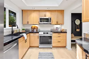 14284 120th Pl NE, Kirkland, WA 98034 - Photo 11