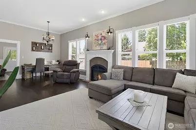 1303 W Main, Puyallup, WA 98371 - Photo 5