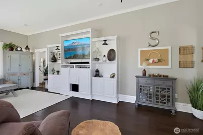 1303 W Main, Puyallup, WA 98371 - Photo 7