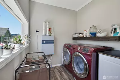 1303 W Main, Puyallup, WA 98371 - Photo 15