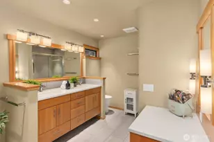 10793 NE Bill Point Dr, Bainbridge Island, WA 98110 - Photo 23