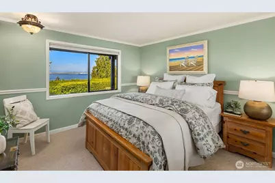 10793 NE Bill Point Drive, Bainbridge Island, WA 98110 - Photo 31