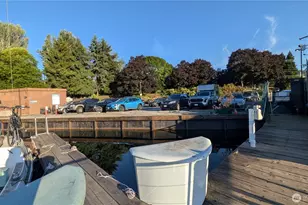 2143 N Northlake Way, Seattle, WA 98103 - Photo 15