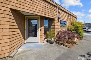 2143 N Northlake Way, Seattle, WA 98103 - Photo 3
